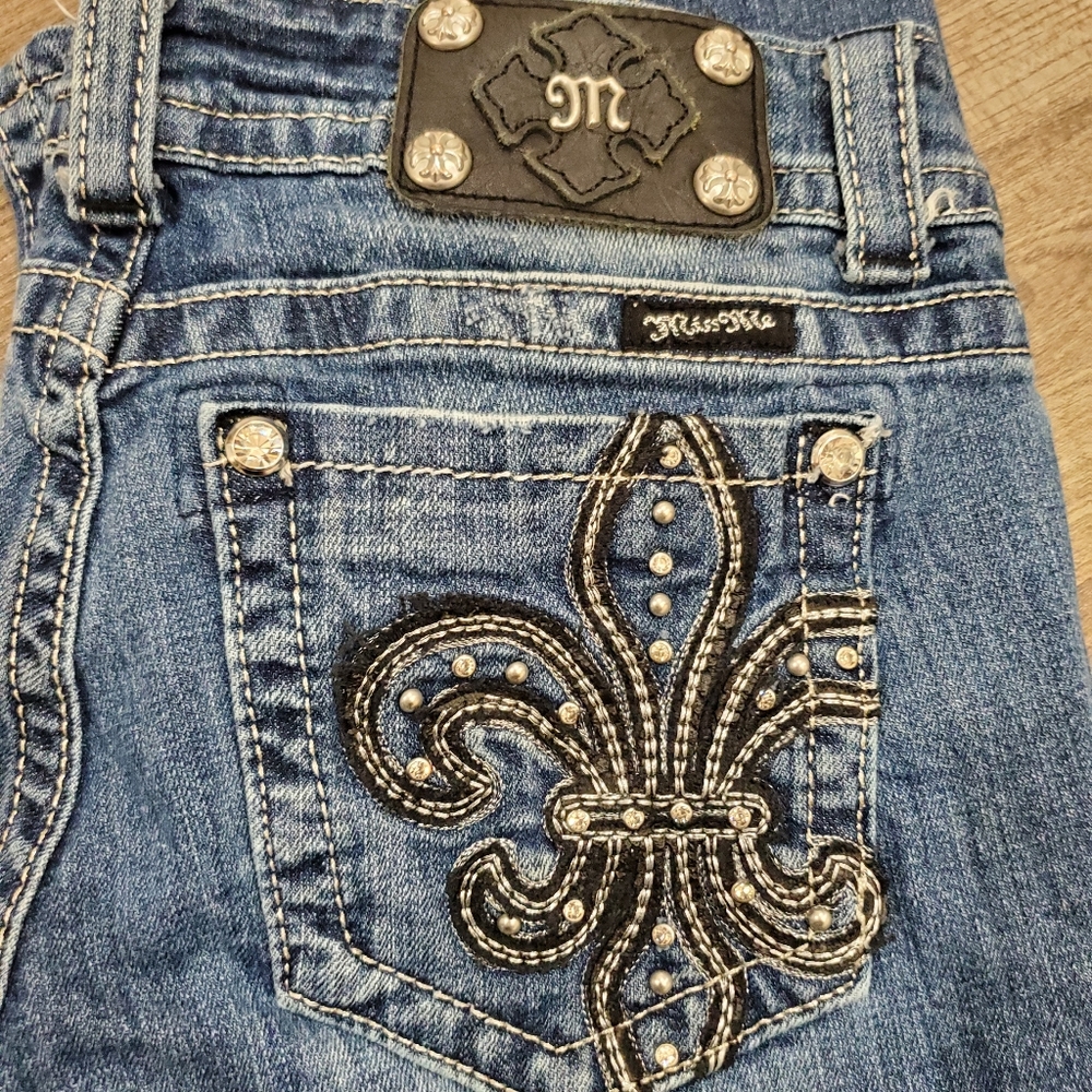 Miss Me Size 28 Jeans